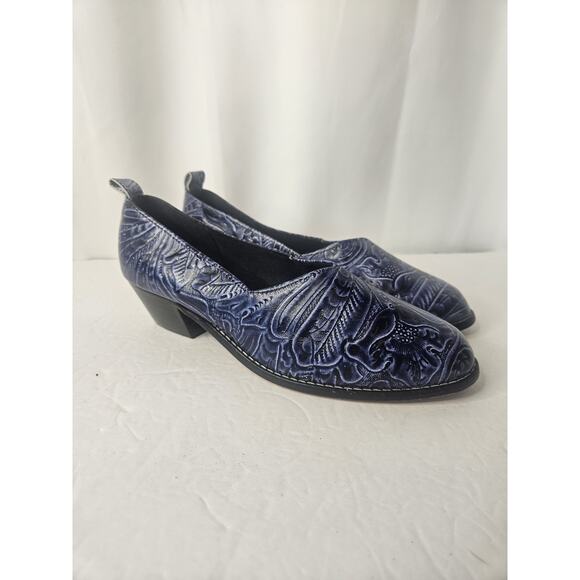 Tic-Tac-Toes Red Tooled Leather Shoe Women's US Size 8 Wide Pump Low Heel - Picture 1 of 7